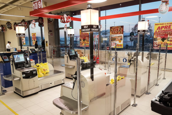 Nuova area SelfCheckout per Famila Gorgonzola